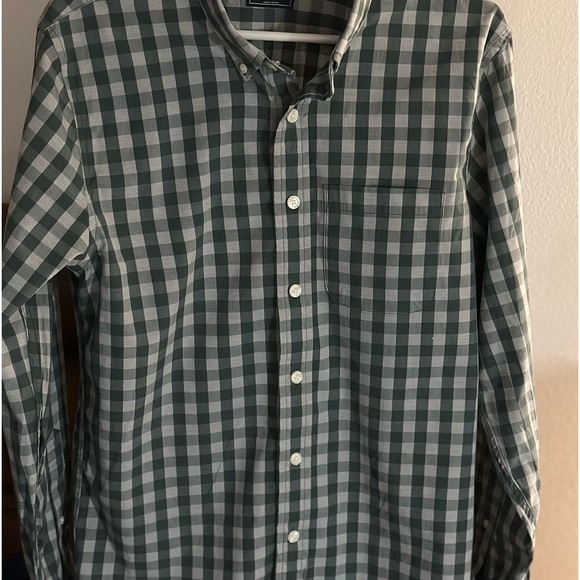 Dressy Abercrombie & Fitch Long Sleeve “M” Dress shirt. - Picture 4 of 4
